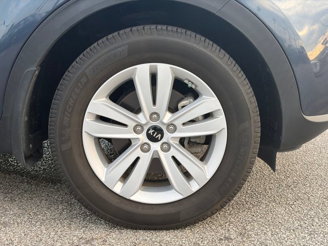 Used 2017 Kia Sportage LX AWD/4WD image 5