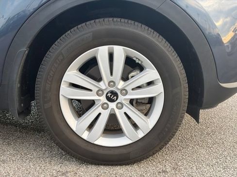 Used 2017 Kia Sportage LX AWD/4WD image 5