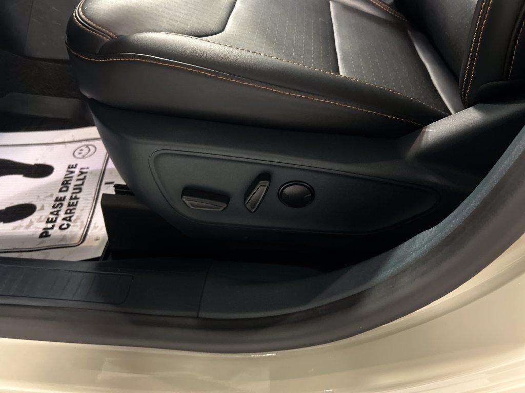Used 2025 Ford Maverick Tremor AWD/4WD image 13
