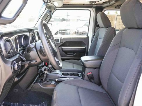 Used 2023 Jeep Wrangler Unlimited Sport AWD/4WD image 22