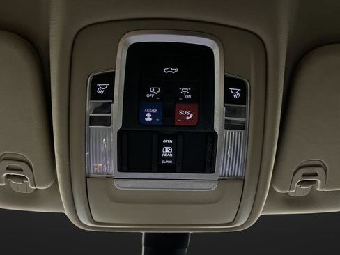 Used 2020 RAM 1500 Laramie image 26