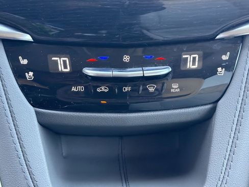 Certified 2024 Cadillac XT6 Premium Luxury image 33