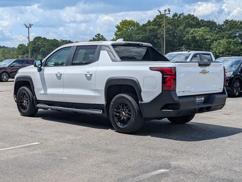 Used 2024 Chevrolet Silverado EV W/T AWD/4WD image 7