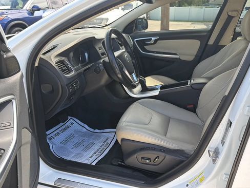 Used 2017 Volvo S60 T5 Inscription FWD image 23