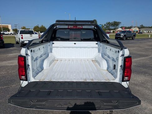 New 2025 Chevrolet Colorado Z71 w/ Midnight Edition image 32