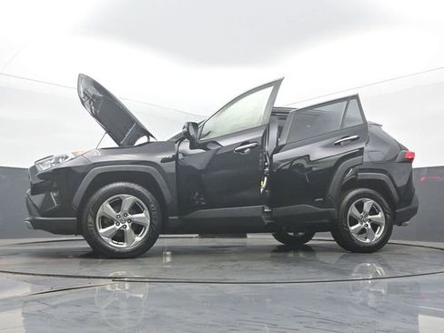 Used 2020 Toyota RAV4 Limited image 59