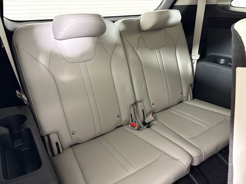 New 2026 Kia Sorento S w/ S Panoramic Sunroof Package FWD image 18