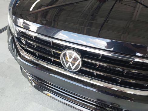 Used 2022 Volkswagen Tiguan SE R-Line AWD/4WD image 30