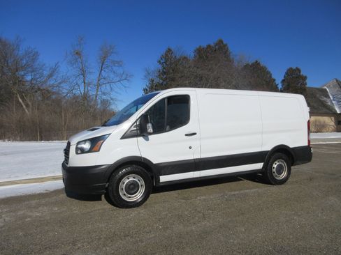 Used 2019 Ford Transit 150 130 Low Roof image 17