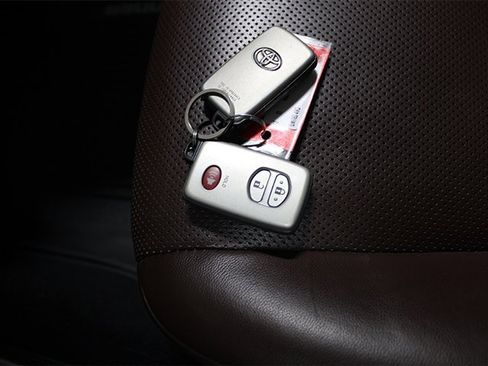 Certified 2018 Toyota 4Runner Limited image 21