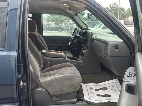Used 2006 Chevrolet Silverado 1500 LT AWD/4WD image 17