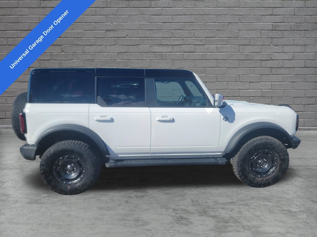 Used 2024 Ford Bronco Outer Banks AWD/4WD image 10