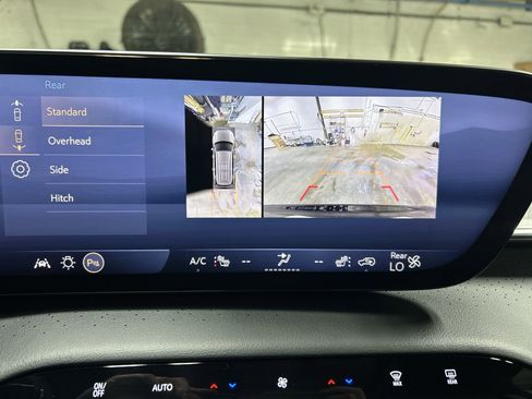 Certified 2025 Buick Enclave Avenir w/ Trailering Package, 5000 lbs. image 16