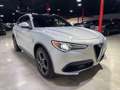 Used 2022 Alfa Romeo Stelvio Ti w/ Active Assist Plus Package AWD/4WD image 8