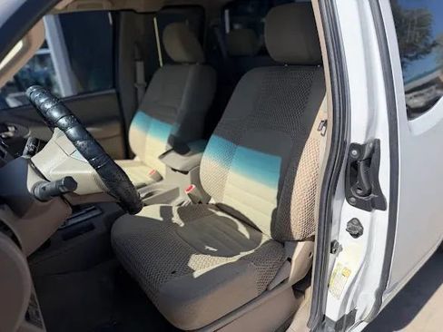 Used 2017 Nissan Frontier SV RWD image 26