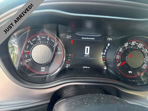 Used 2023 Dodge Challenger SXT w/ Blacktop Package image 9