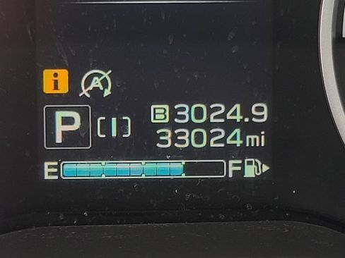 Used 2022 Subaru Forester Limited image 25