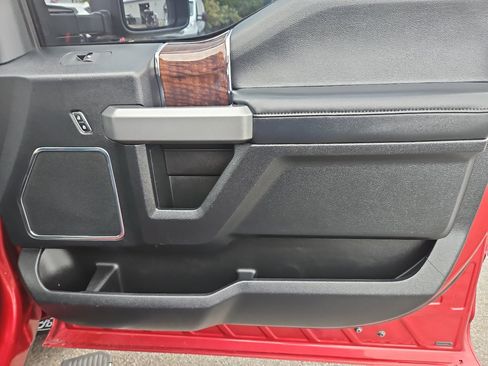 Used 2017 Ford F350 Platinum w/ Platinum Ultimate Package image 20