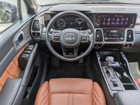 Used 2023 Kia Sorento SX Prestige AWD/4WD image 14