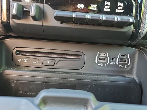 Used 2019 RAM 2500 Limited AWD/4WD image 23