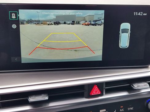 Certified 2026 Kia Sorento EX w/ EX Premium Package image 18