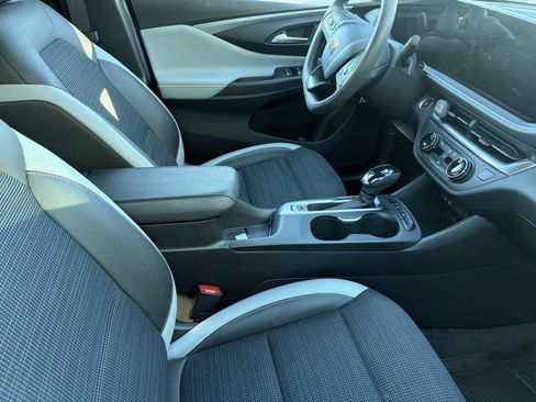 Used 2024 Buick Envista Preferred FWD image 11