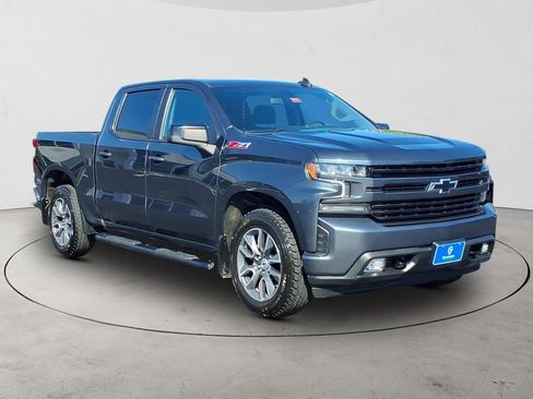 Used 2021 Chevrolet Silverado 1500 RST AWD/4WD image 3