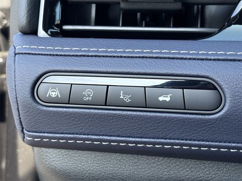 New 2026 INFINITI QX80 4WD w/ Sport Exterior Package image 33