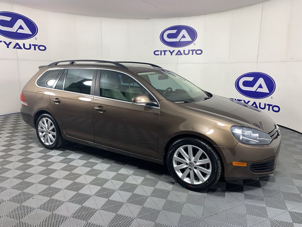 Used 2012 Volkswagen Jetta TDI FWD image 1