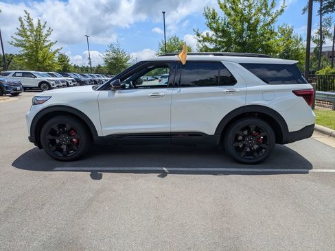 Certified 2023 Ford Explorer ST w/ Equipment Group 401A AWD/4WD image 7