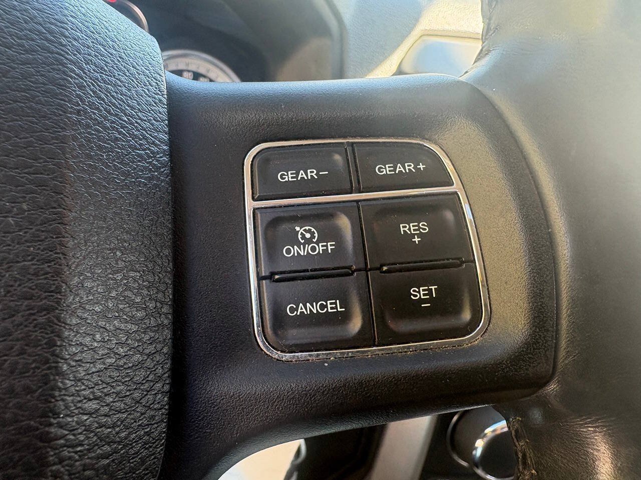 Used 2015 RAM 1500 Big Horn AWD/4WD image 18