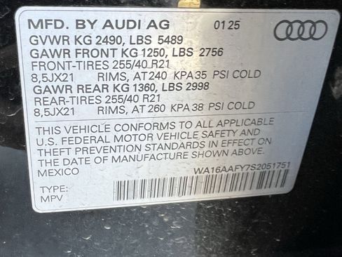 Used 2025 Audi Q5 Prestige image 37