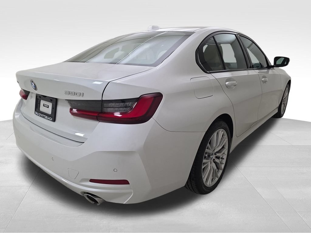 Certified 2023 BMW 330i xDrive Sedan w/ Driving Assistance Package AWD/4WD image 9
