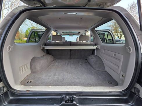 Used 2002 Toyota 4Runner SR5 AWD/4WD image 20