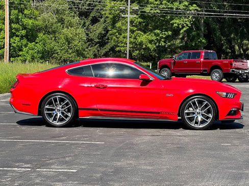 Used 2016 Ford Mustang GT Premium w/ Equipment Group 401A RWD image 7