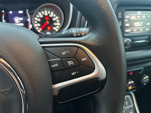 Used 2018 Jeep Compass Sport image 42