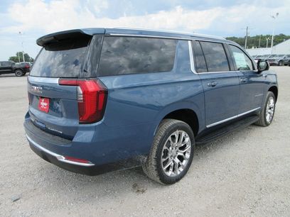 New 2026 GMC Yukon XL Elevation w/ Elevation Premium Package