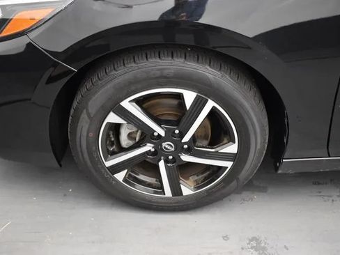 Used 2024 Nissan Sentra SV FWD image 33