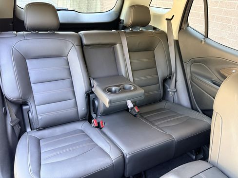 Used 2023 GMC Terrain Denali w/ Denali Premium Package AWD/4WD image 19