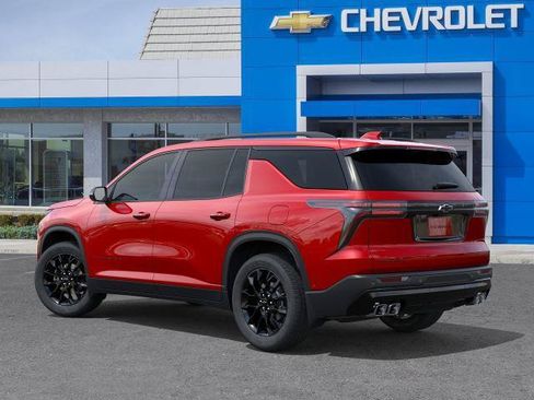 New 2026 Chevrolet Traverse LT w/ Midnight/Sport Edition FWD image 3