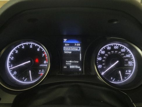 Used 2021 Toyota Camry SE image 23