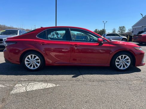 Used 2023 Toyota Camry LE FWD image 4