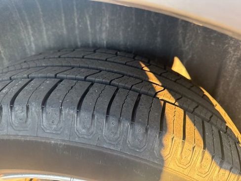 Used 2017 Buick Enclave Leather image 27