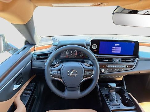 New 2025 Lexus ES 350 w/ Premium Package image 17