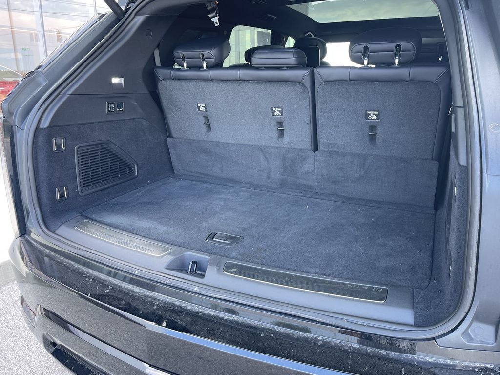 Certified 2026 Cadillac Escalade IQ Sport 1 AWD/4WD image 6