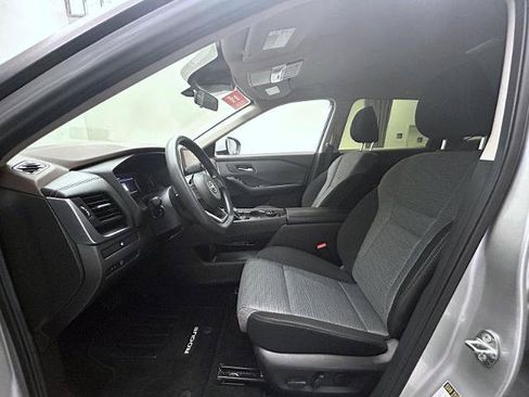 Certified 2023 Nissan Rogue SV AWD/4WD image 10