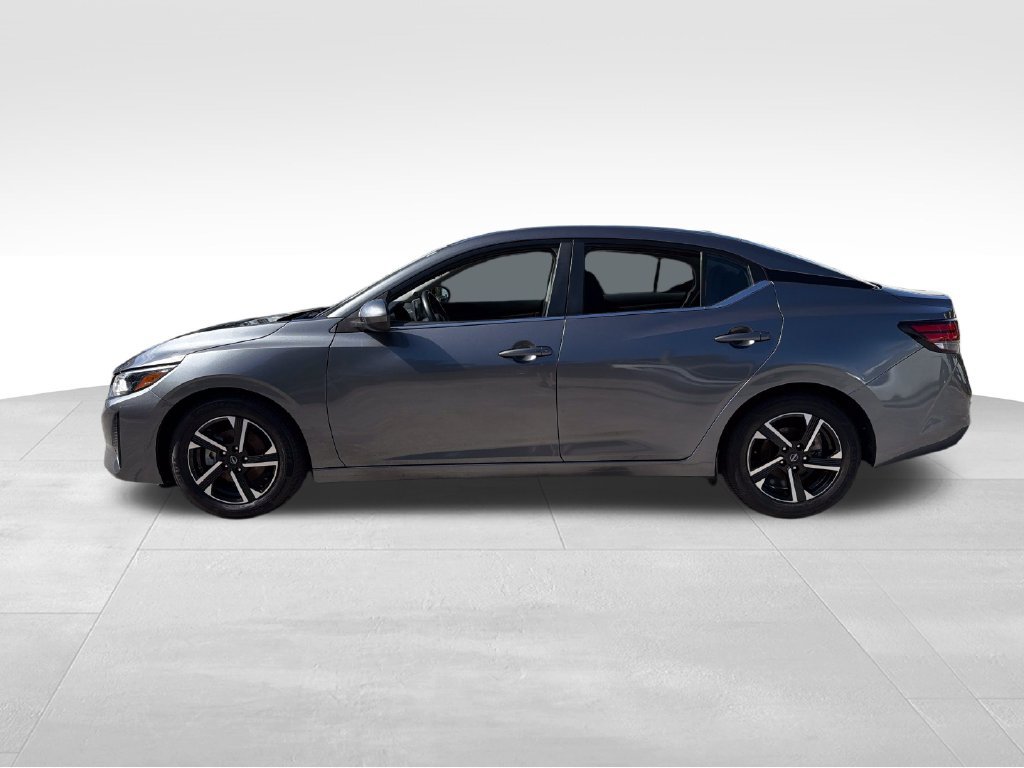Used 2024 Nissan Sentra SV FWD image 4