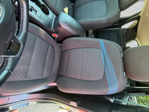 Used 2024 Ford Escape Active AWD/4WD image 23