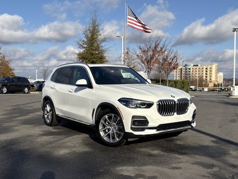Used 2023 BMW X5 sDrive40i image 2