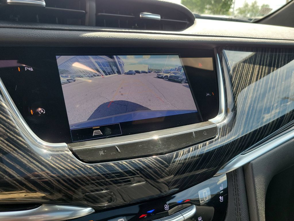 Used 2024 Cadillac XT6 Premium Luxury AWD/4WD image 30